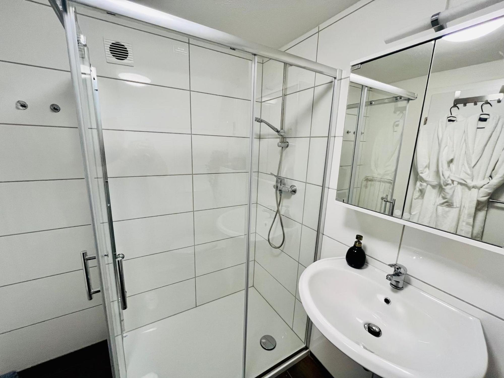Aycatcherhomes - Top Lage I Zentral I Altstadt Marburg I Naehe Fluss Lahn I Wlan I Parterre Boutique Apartment Orion Bagian luar foto
